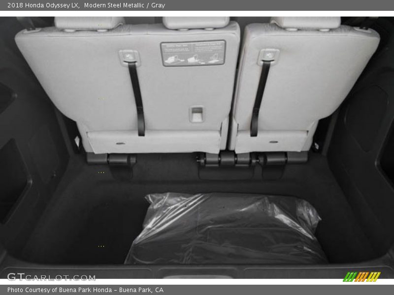 Modern Steel Metallic / Gray 2018 Honda Odyssey LX
