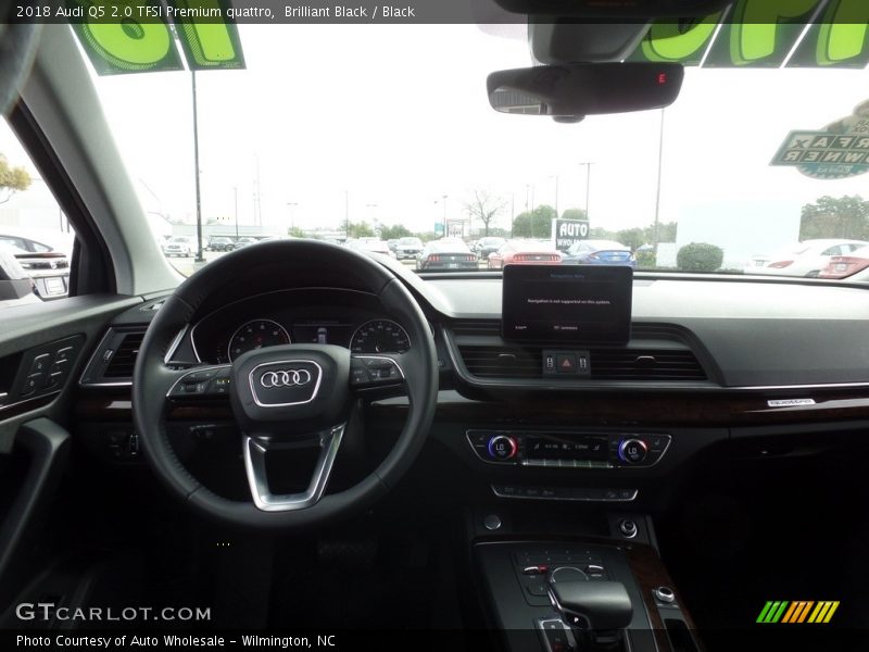 Brilliant Black / Black 2018 Audi Q5 2.0 TFSI Premium quattro