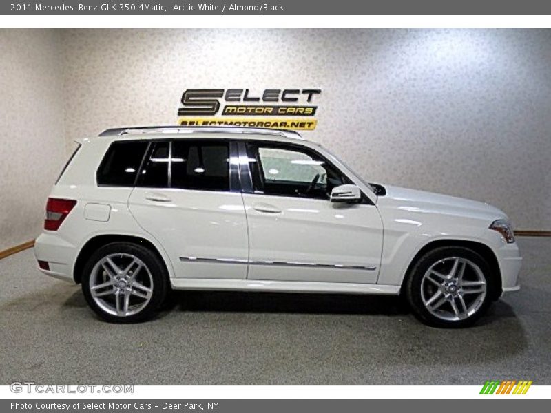 Arctic White / Almond/Black 2011 Mercedes-Benz GLK 350 4Matic