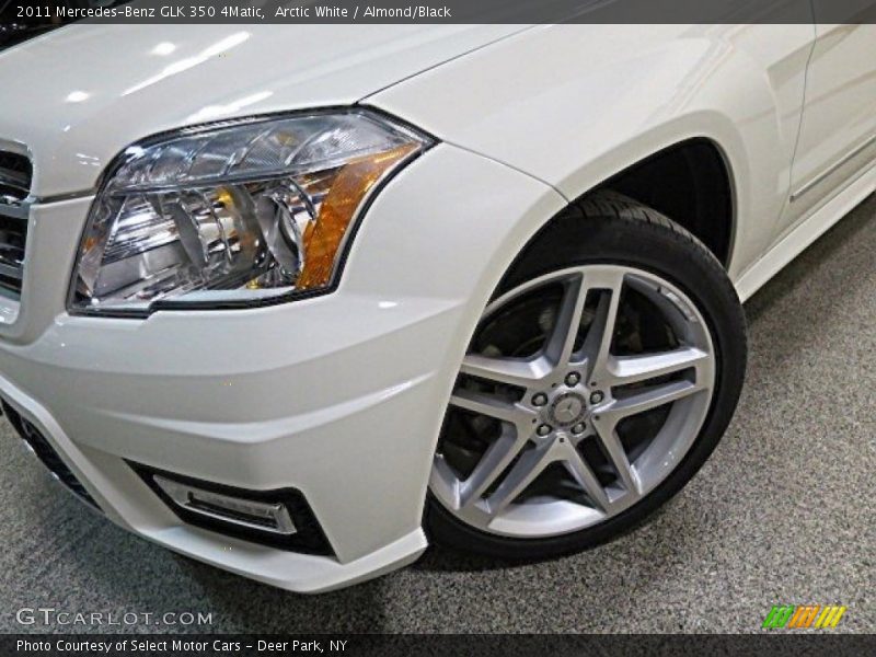 Arctic White / Almond/Black 2011 Mercedes-Benz GLK 350 4Matic