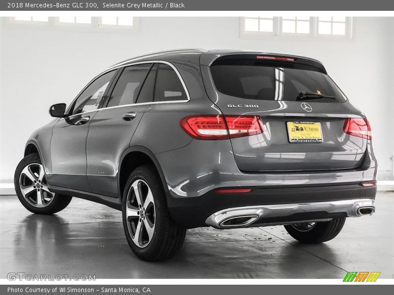 Selenite Grey Metallic / Black 2018 Mercedes-Benz GLC 300