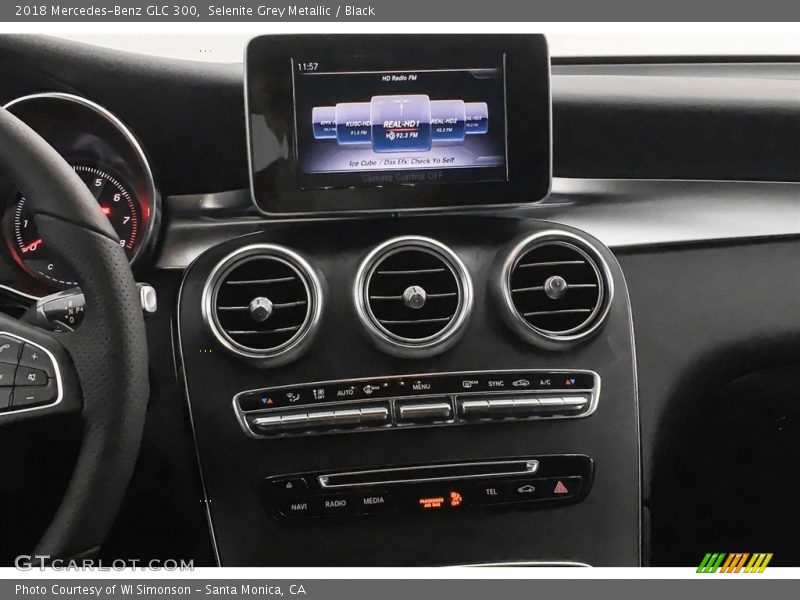 Selenite Grey Metallic / Black 2018 Mercedes-Benz GLC 300