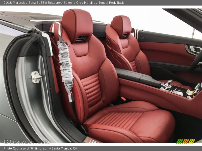 Selenite Grey Metallic / Bengal Red/Black 2018 Mercedes-Benz SL 550 Roadster
