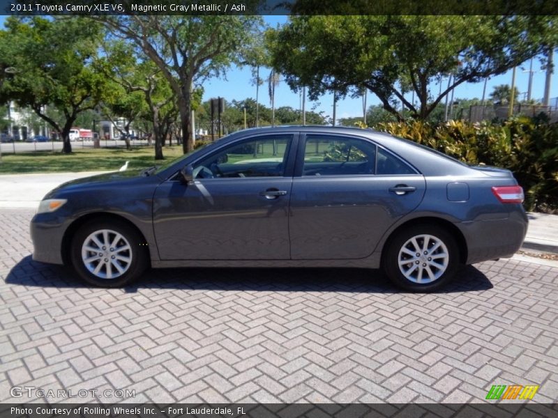 Magnetic Gray Metallic / Ash 2011 Toyota Camry XLE V6