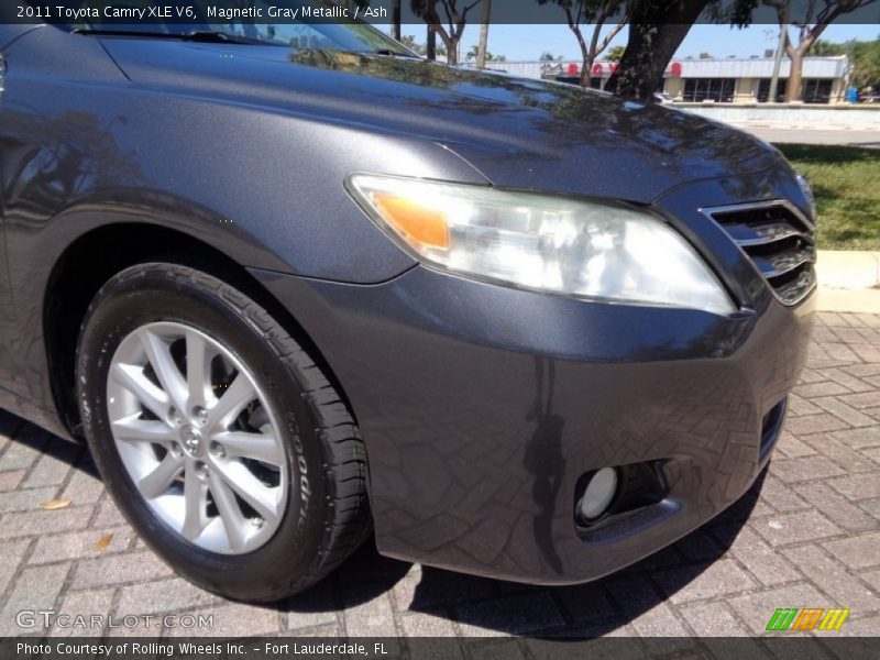 Magnetic Gray Metallic / Ash 2011 Toyota Camry XLE V6