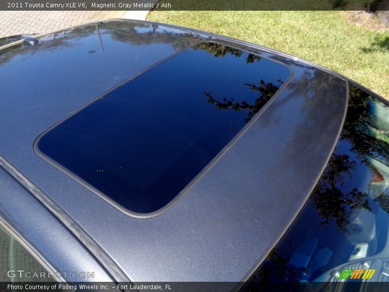 Magnetic Gray Metallic / Ash 2011 Toyota Camry XLE V6