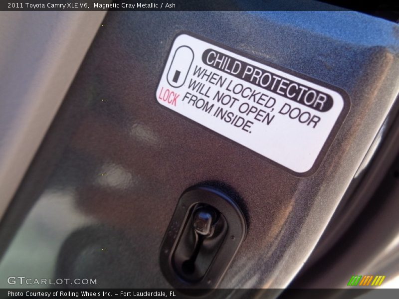 Magnetic Gray Metallic / Ash 2011 Toyota Camry XLE V6