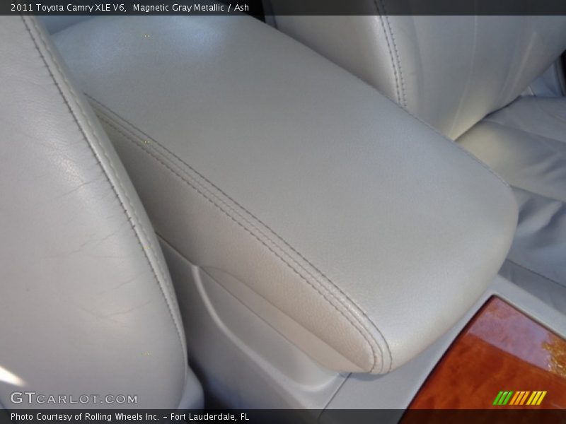 Magnetic Gray Metallic / Ash 2011 Toyota Camry XLE V6