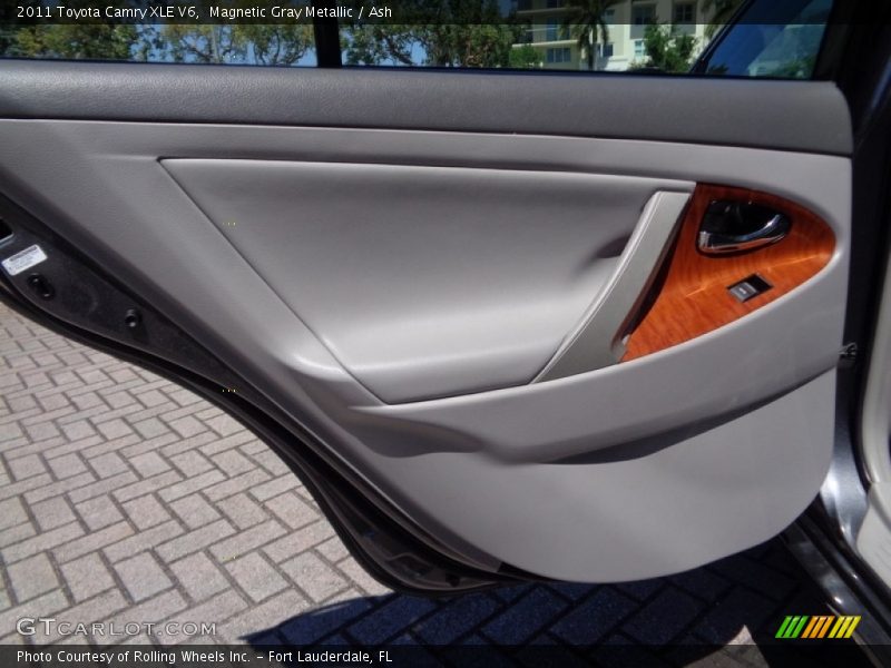 Magnetic Gray Metallic / Ash 2011 Toyota Camry XLE V6