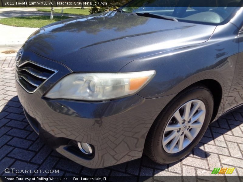Magnetic Gray Metallic / Ash 2011 Toyota Camry XLE V6