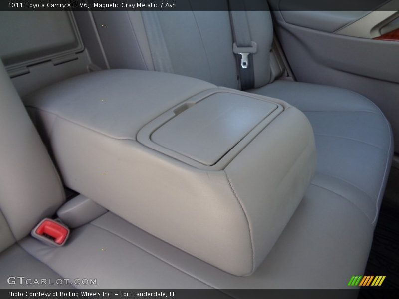 Magnetic Gray Metallic / Ash 2011 Toyota Camry XLE V6