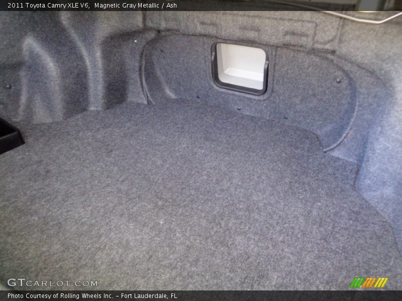 Magnetic Gray Metallic / Ash 2011 Toyota Camry XLE V6