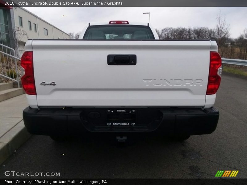Super White / Graphite 2018 Toyota Tundra SR Double Cab 4x4