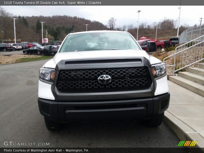 Super White / Graphite 2018 Toyota Tundra SR Double Cab 4x4