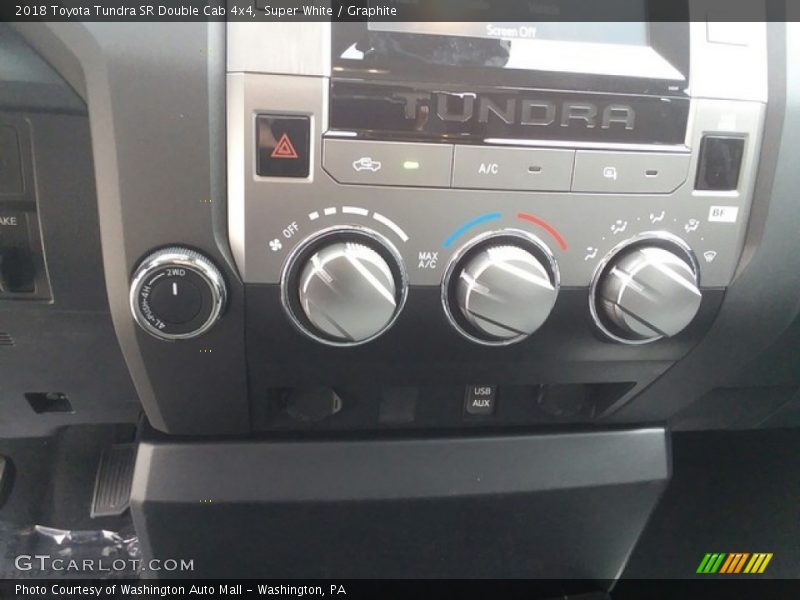 Super White / Graphite 2018 Toyota Tundra SR Double Cab 4x4