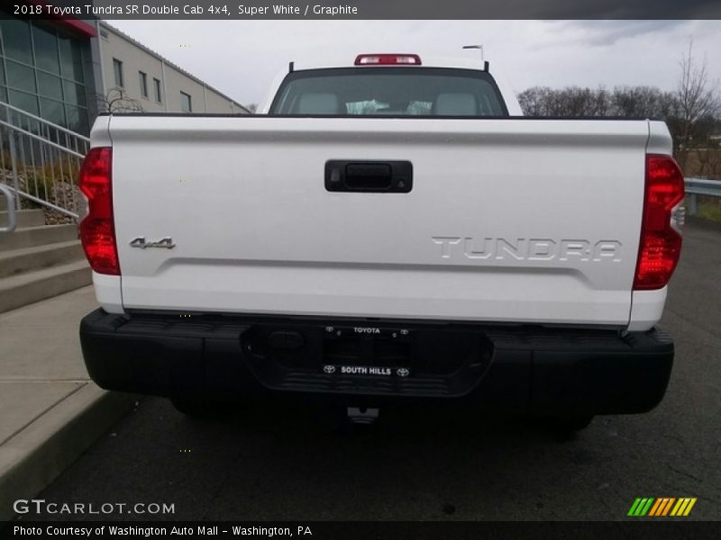 Super White / Graphite 2018 Toyota Tundra SR Double Cab 4x4