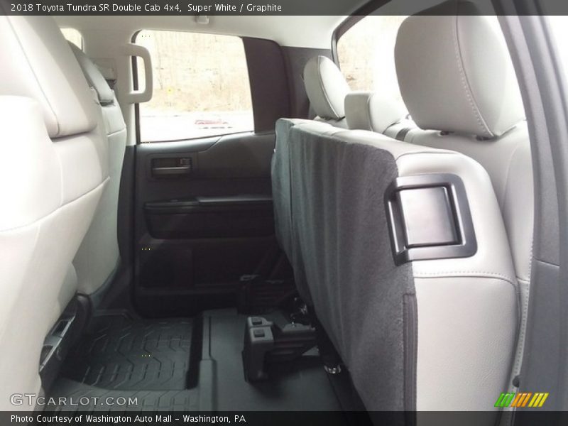 Super White / Graphite 2018 Toyota Tundra SR Double Cab 4x4