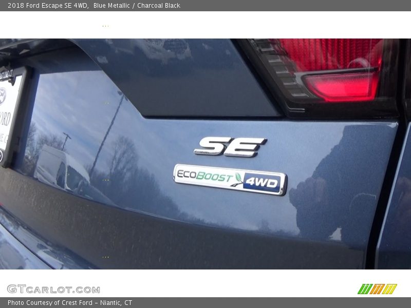 Blue Metallic / Charcoal Black 2018 Ford Escape SE 4WD