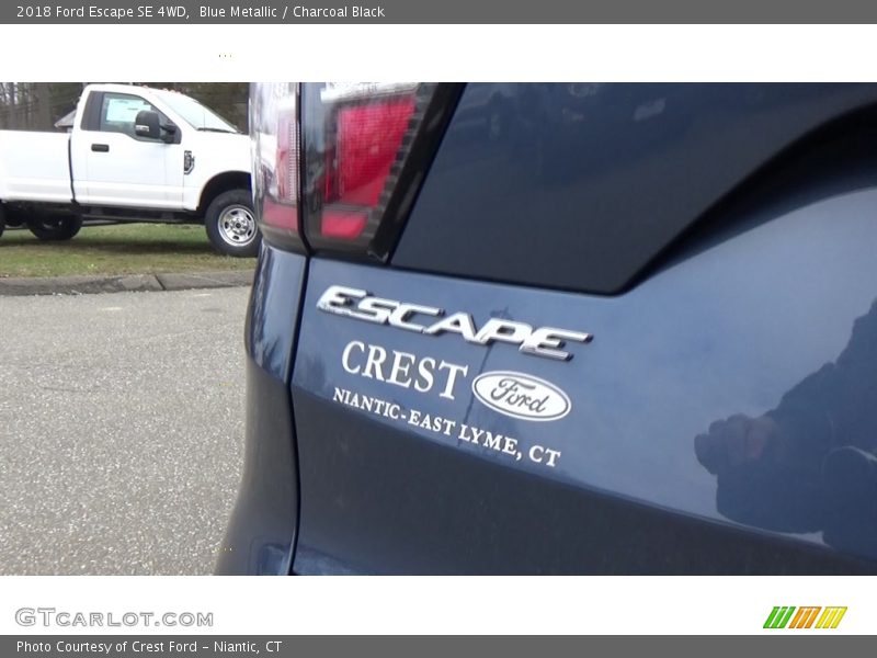 Blue Metallic / Charcoal Black 2018 Ford Escape SE 4WD