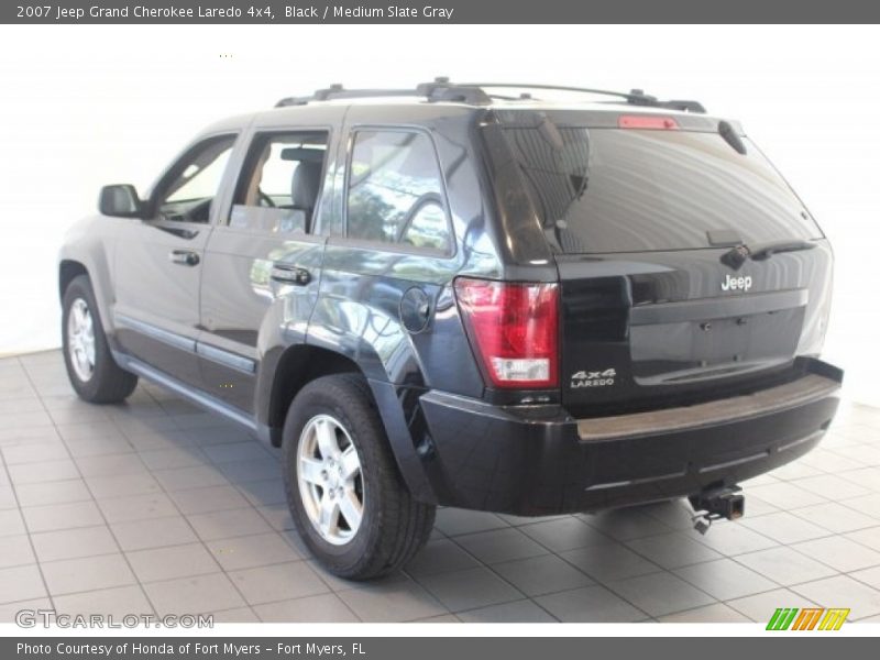 Black / Medium Slate Gray 2007 Jeep Grand Cherokee Laredo 4x4
