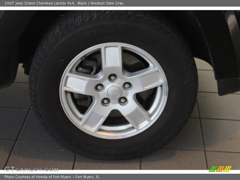 Black / Medium Slate Gray 2007 Jeep Grand Cherokee Laredo 4x4