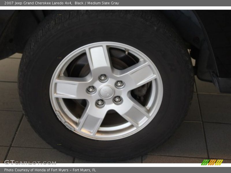 Black / Medium Slate Gray 2007 Jeep Grand Cherokee Laredo 4x4