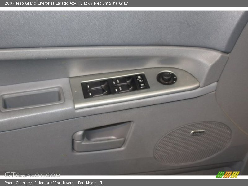 Black / Medium Slate Gray 2007 Jeep Grand Cherokee Laredo 4x4