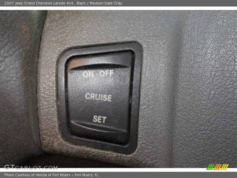 Black / Medium Slate Gray 2007 Jeep Grand Cherokee Laredo 4x4