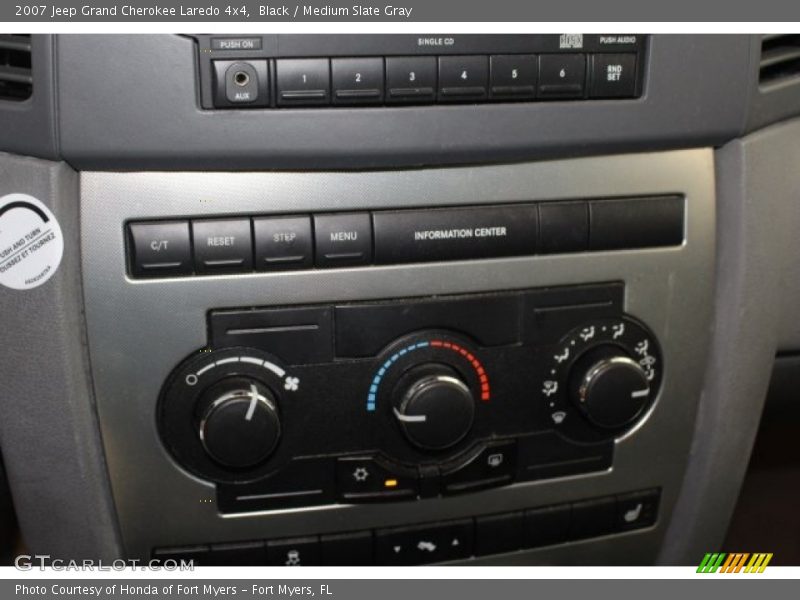Black / Medium Slate Gray 2007 Jeep Grand Cherokee Laredo 4x4