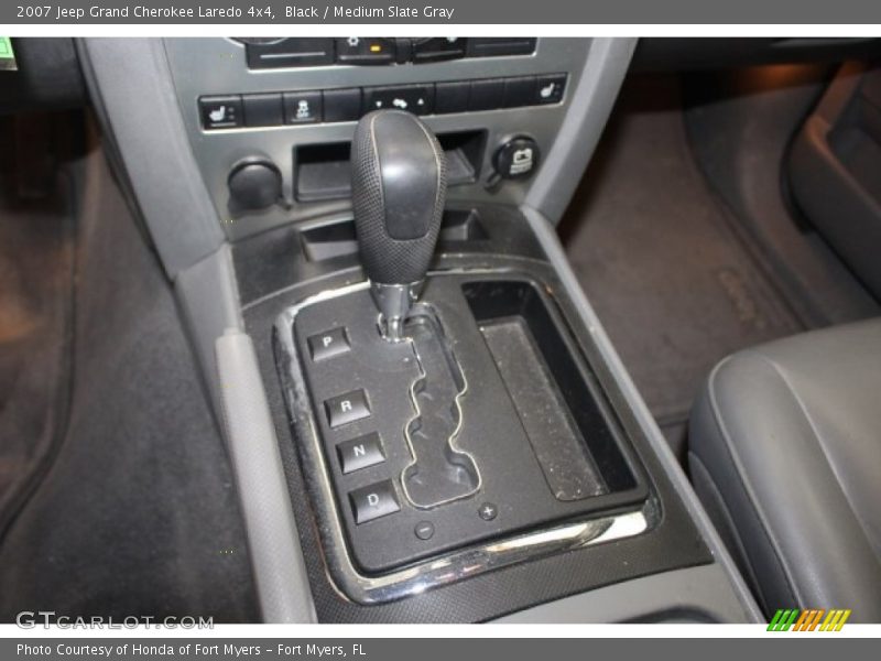 Black / Medium Slate Gray 2007 Jeep Grand Cherokee Laredo 4x4
