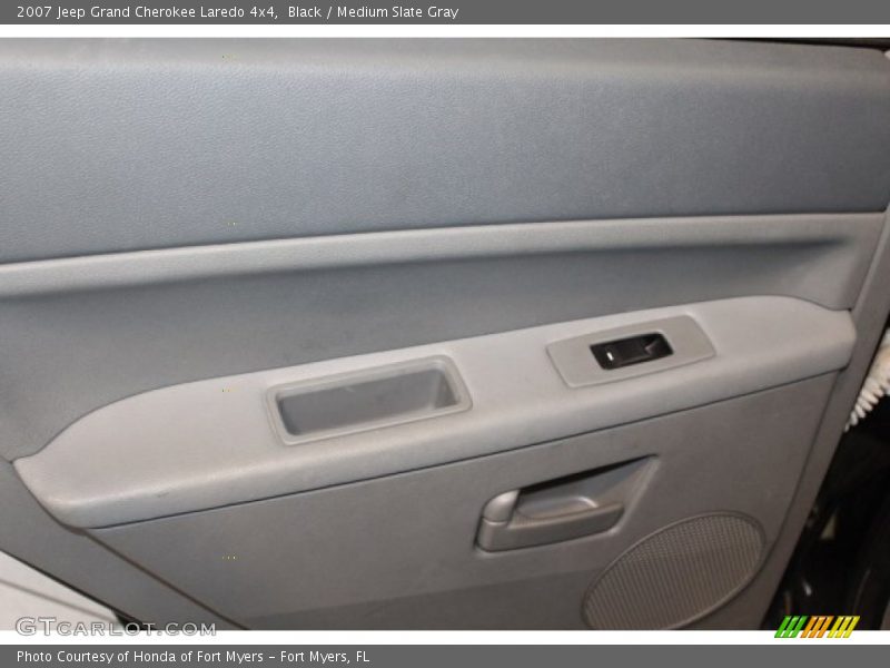 Black / Medium Slate Gray 2007 Jeep Grand Cherokee Laredo 4x4