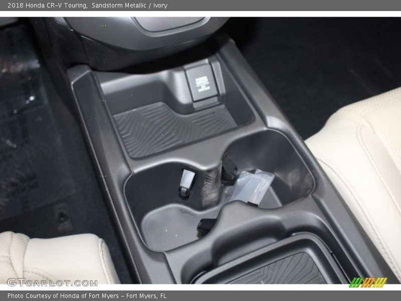 Sandstorm Metallic / Ivory 2018 Honda CR-V Touring