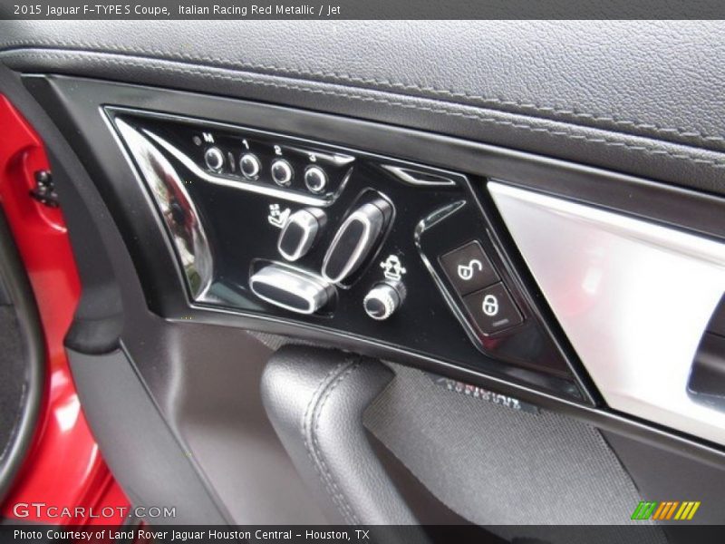 Controls of 2015 F-TYPE S Coupe