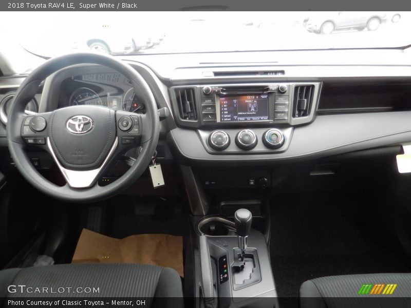 Super White / Black 2018 Toyota RAV4 LE