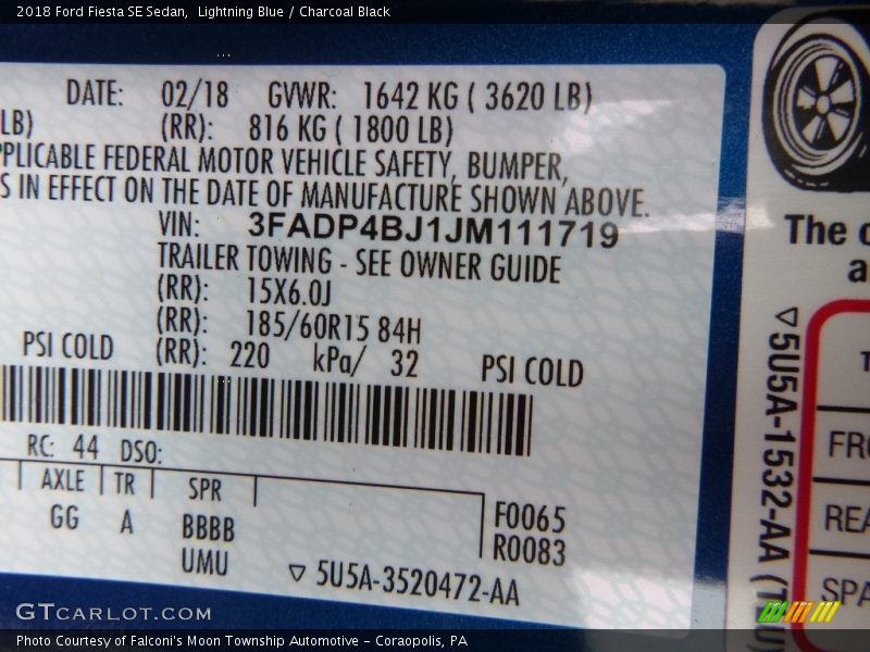 Lightning Blue / Charcoal Black 2018 Ford Fiesta SE Sedan