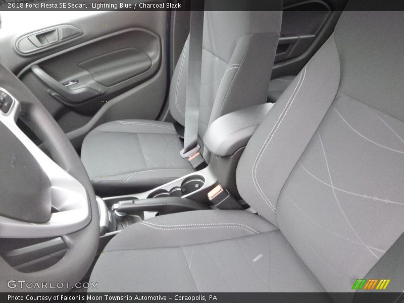Lightning Blue / Charcoal Black 2018 Ford Fiesta SE Sedan
