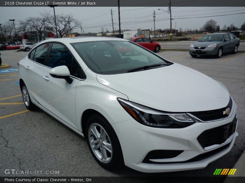 Summit White / Jet Black 2018 Chevrolet Cruze LT