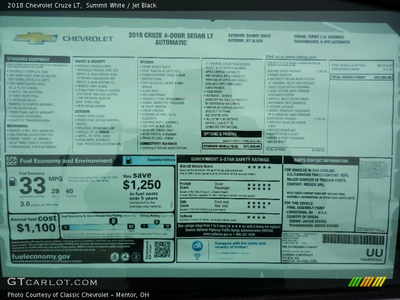 Summit White / Jet Black 2018 Chevrolet Cruze LT