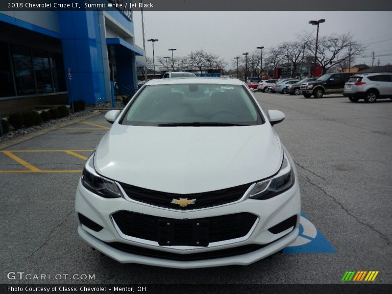 Summit White / Jet Black 2018 Chevrolet Cruze LT