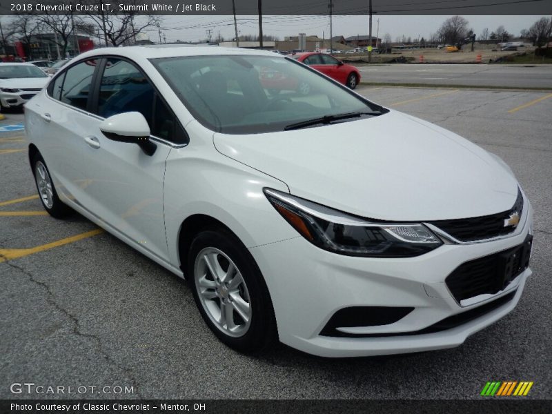 Summit White / Jet Black 2018 Chevrolet Cruze LT
