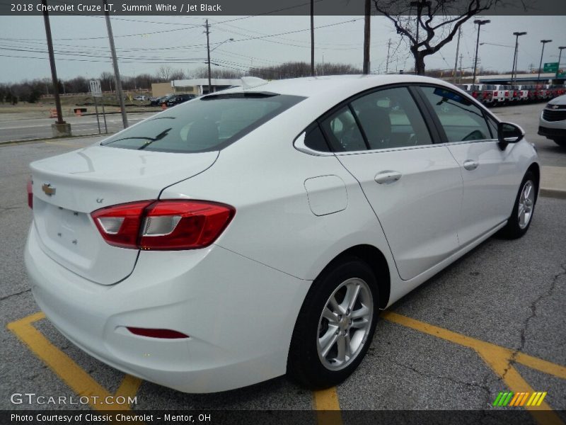 Summit White / Jet Black 2018 Chevrolet Cruze LT