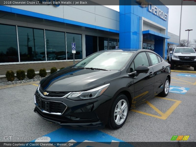 Mosaic Black Metallic / Jet Black 2018 Chevrolet Cruze LT