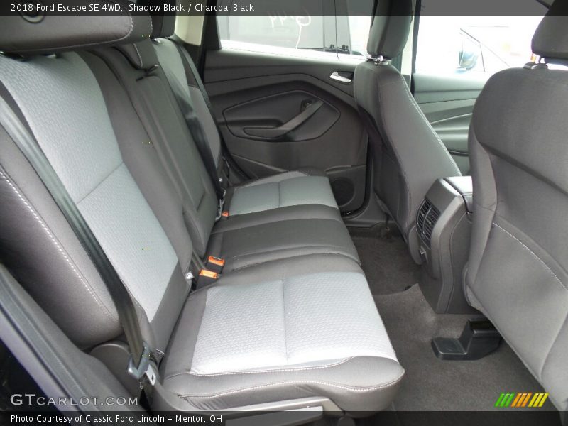 Shadow Black / Charcoal Black 2018 Ford Escape SE 4WD