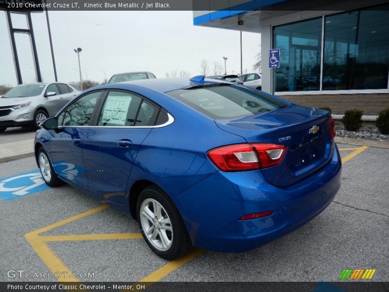 Kinetic Blue Metallic / Jet Black 2018 Chevrolet Cruze LT