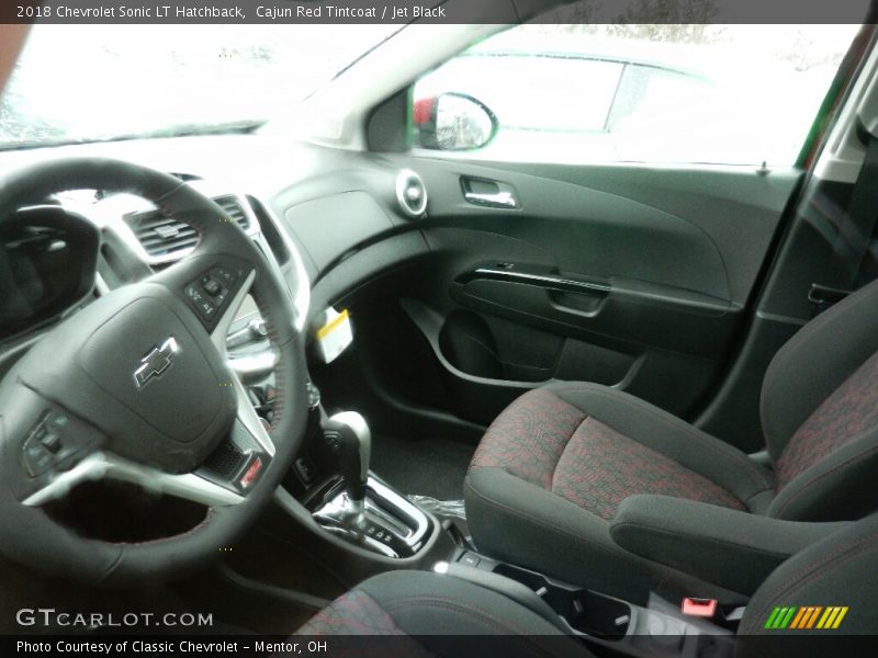 Cajun Red Tintcoat / Jet Black 2018 Chevrolet Sonic LT Hatchback