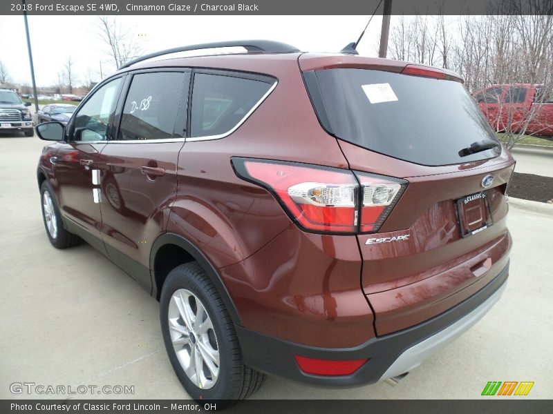 Cinnamon Glaze / Charcoal Black 2018 Ford Escape SE 4WD