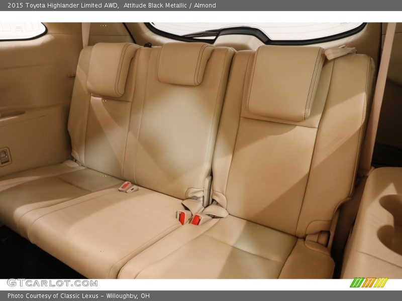Attitude Black Metallic / Almond 2015 Toyota Highlander Limited AWD