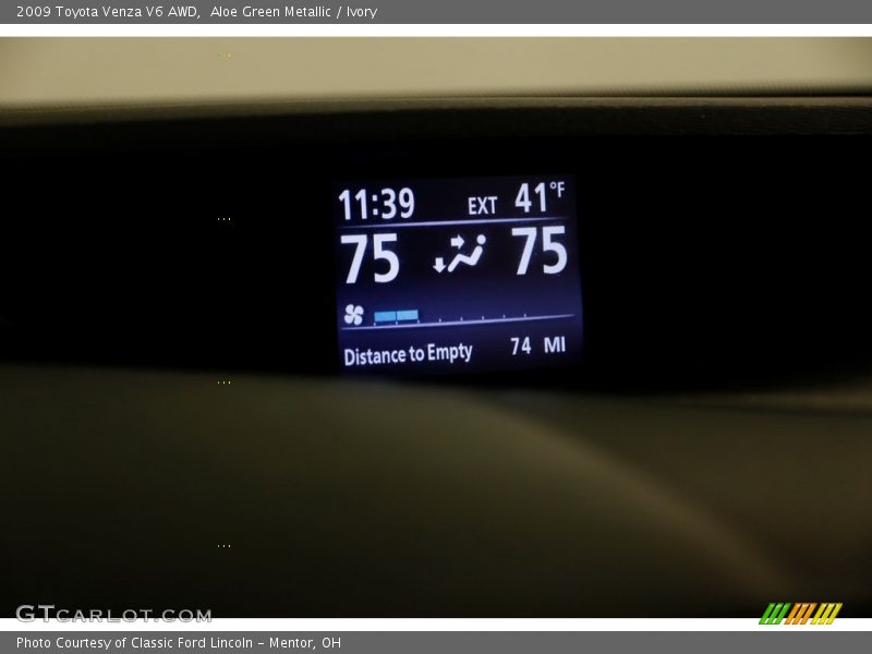 Aloe Green Metallic / Ivory 2009 Toyota Venza V6 AWD