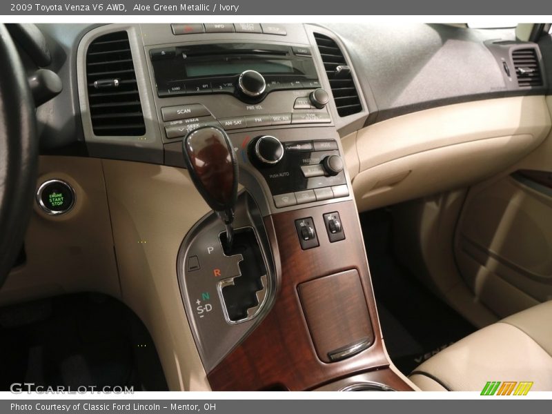 Aloe Green Metallic / Ivory 2009 Toyota Venza V6 AWD