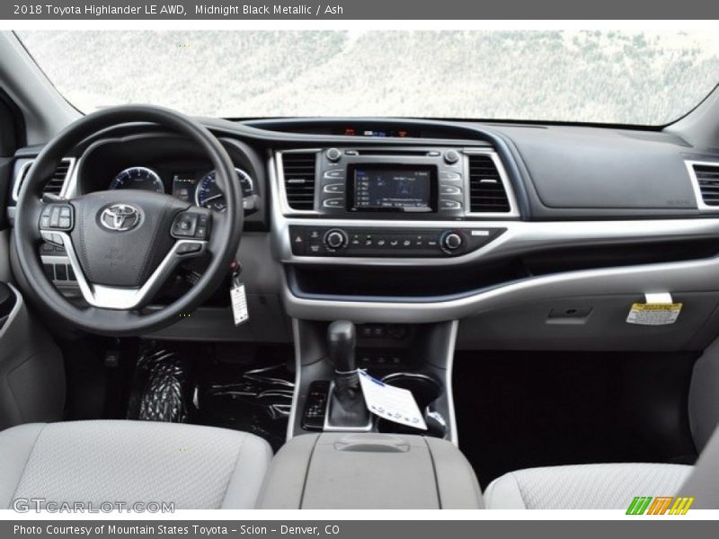 Midnight Black Metallic / Ash 2018 Toyota Highlander LE AWD